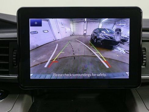 Used 2023 Ford Explorer XLT w/ Equipment Group 202A image 25