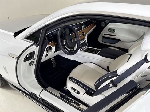 Used 2024 Rolls-Royce Spectre w/ Spectre Launch Package AWD/4WD image 12