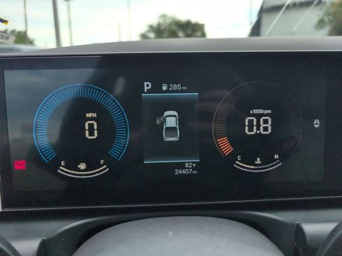 Used 2025 Hyundai Santa Cruz SEL FWD image 16