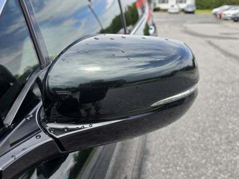 Used 2017 Honda Pilot Touring image 24