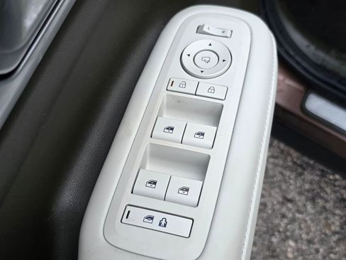 Used 2025 Hyundai Santa Fe Calligraphy image 19