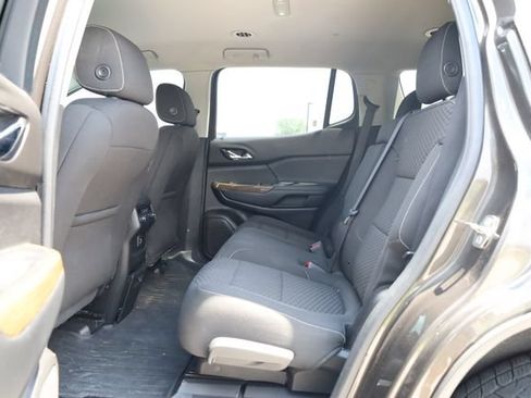 Used 2019 GMC Acadia SLE w/ LPO, Floor Liner Package AWD/4WD image 22