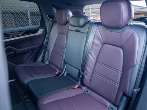 New 2026 Porsche Cayenne AWD/4WD image 23