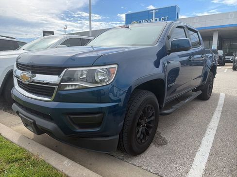 Used 2020 Chevrolet Colorado W/T w/ WT Convenience Package RWD image 1