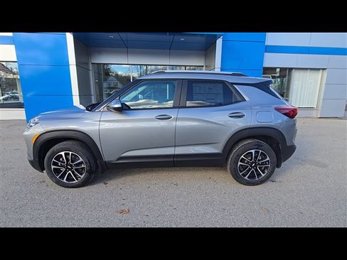 New 2025 Chevrolet TrailBlazer LT w/ Driver Confidence Package image 5
