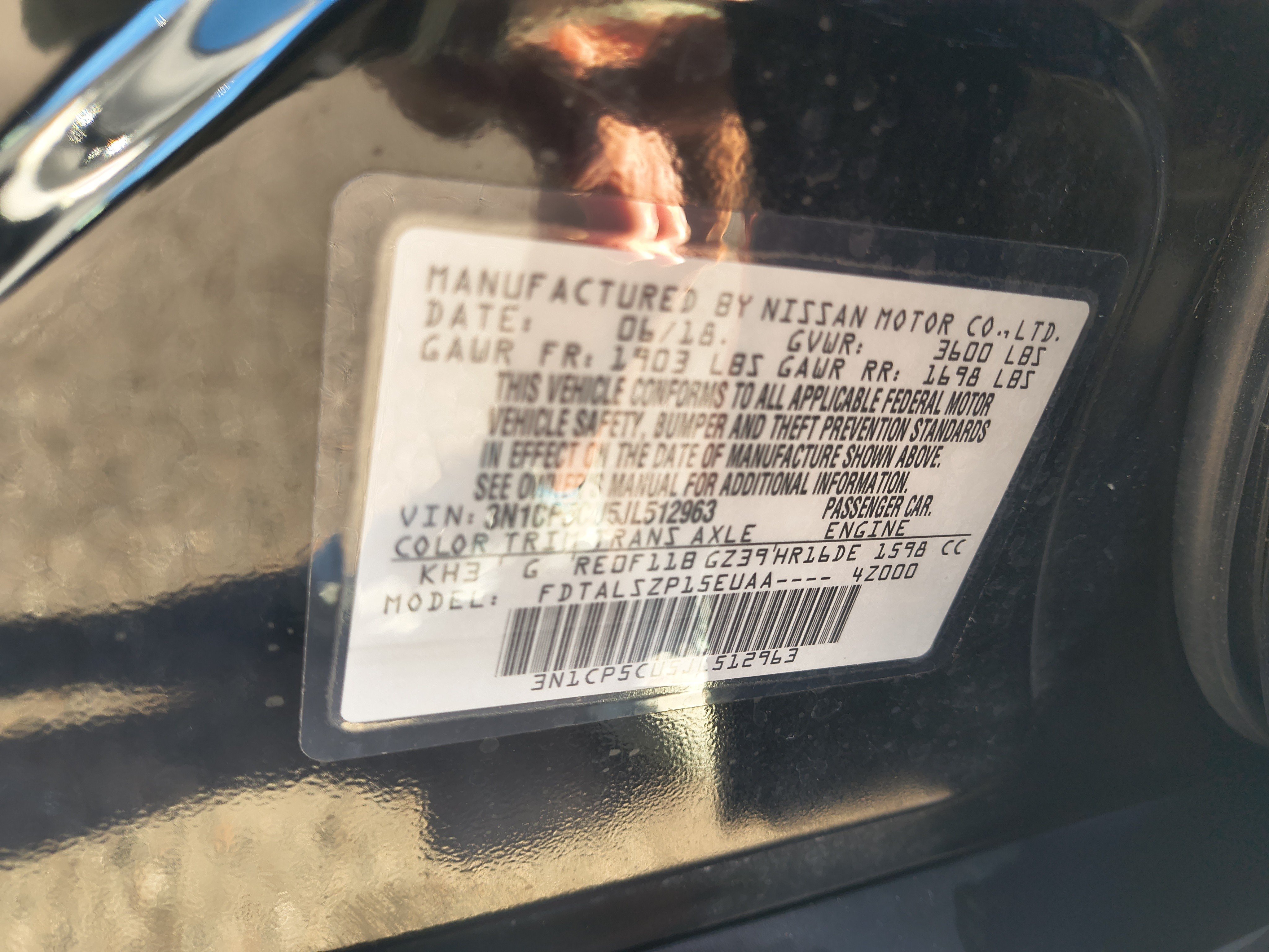 Certified 2018 Nissan Kicks SV FWD image 30