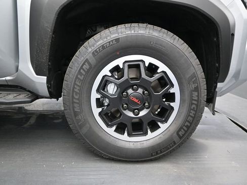 New 2026 Toyota 4Runner TRD Off-Road Premium image 17