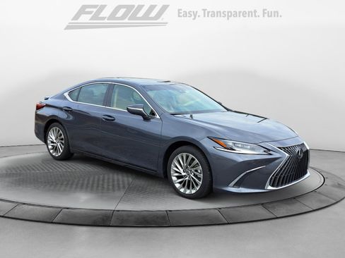 Used 2023 Lexus ES 300h Ultra Luxury w/ Accessory Package (Z2) FWD image 1