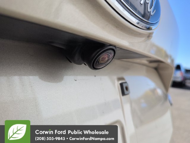 Used 2017 Ford Escape Titanium AWD/4WD image 29