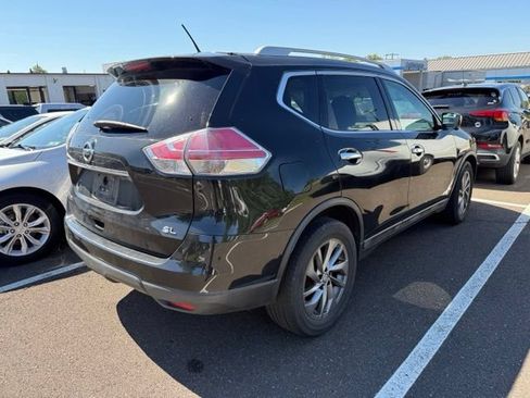 Used 2016 Nissan Rogue SL w/ SL Premium Package FWD image 9