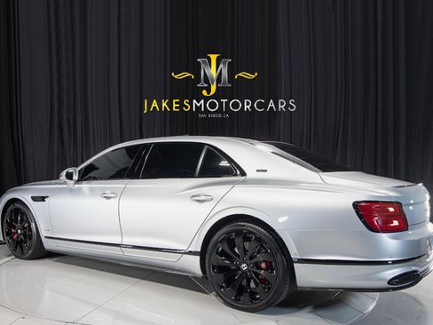 Used 2021 Bentley Flying Spur W12 w/ First Edition Specification image 6