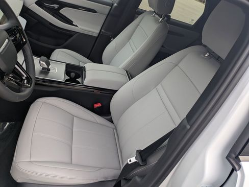 New 2026 Land Rover Range Rover Evoque S image 19