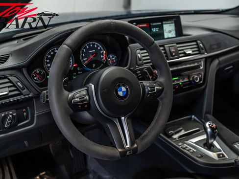 Used 2019 BMW M4 CS w/ Executive Package image 29