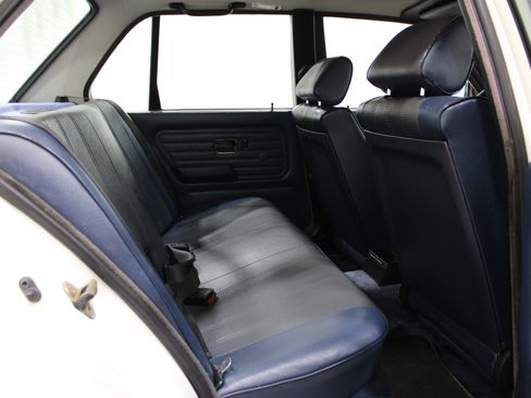 Used 1986 BMW 325 Sedan image 23