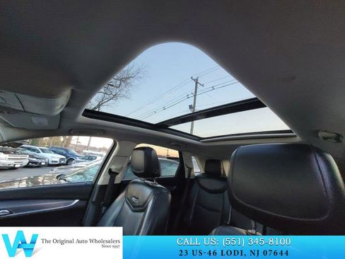 Used 2019 Cadillac XT5 Premium Luxury w/ Driver Assist Package image 11