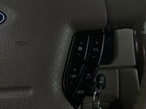 Used 2004 Ford Explorer Eddie Bauer image 25