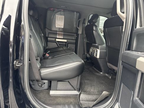 Used 2017 Ford F250 Lariat w/ Chrome Package image 24