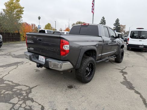 Used 2015 Toyota Tundra SR5 image 5