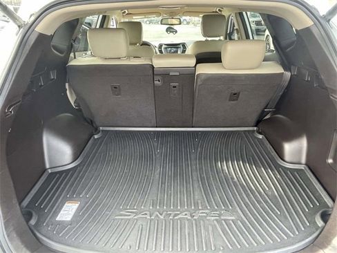 Used 2017 Hyundai Santa Fe Sport image 11