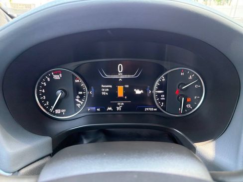 Used 2024 Buick Enclave Premium AWD/4WD image 18