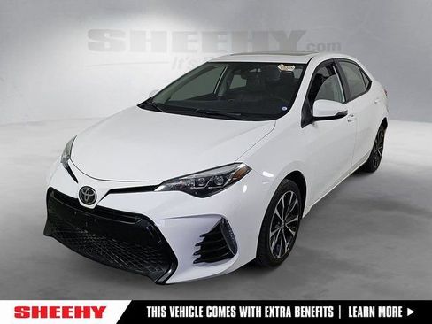 Certified 2019 Toyota Corolla SE w/ SE Premium Package image 1