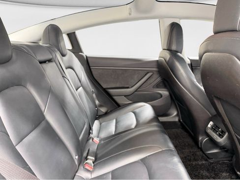 Used 2018 Tesla Model 3 Long Range RWD image 20