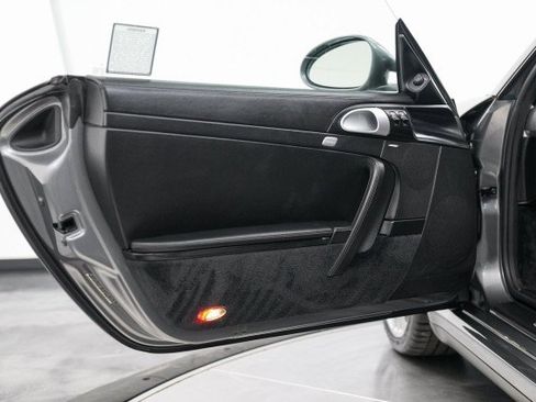 Used 2009 Porsche 911 Carrera 4S image 27