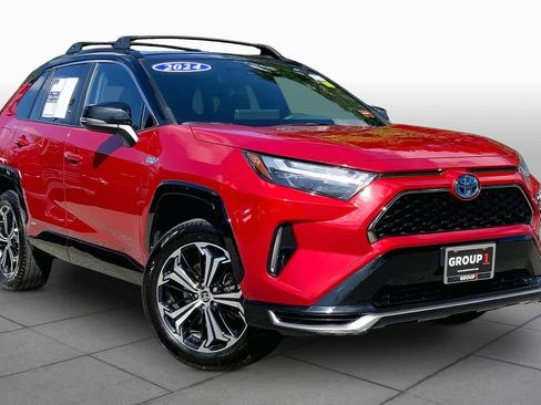 Used 2024 Toyota RAV4 XSE w/ Weather Package AWD/4WD image 3