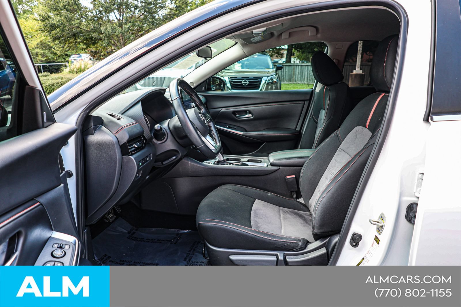 Used 2024 Nissan Sentra SR FWD image 17