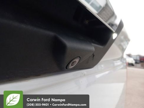 Used 2018 Ford F150 XLT w/ Equipment Group 302A Luxury image 26