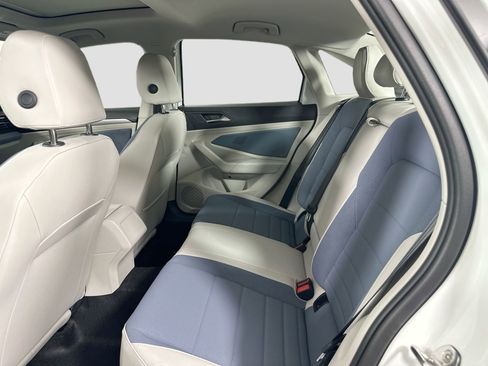 New 2026 Volkswagen Jetta SE image 25