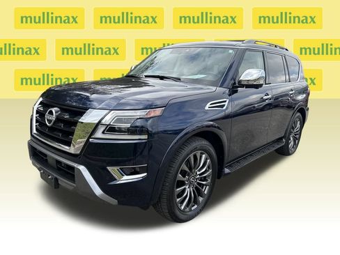 Used 2024 Nissan Armada Platinum w/ Captain's Chairs Package image 6