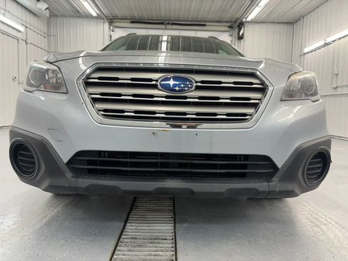 Used 2017 Subaru Outback 2.5i AWD/4WD image 10