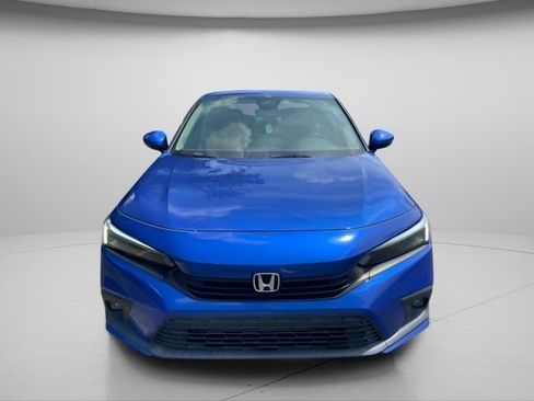 Used 2022 Honda Civic Touring image 3