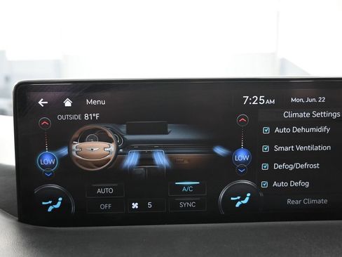 Used 2022 Genesis GV80 2.5T w/ Advanced Package 03 RWD image 13
