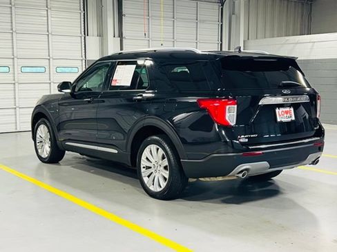 Used 2021 Ford Explorer Limited w/ Hybrid Equipment Group 310A AWD/4WD image 19