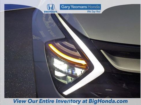 Used 2025 Kia Sportage EX w/ Premium Package image 14