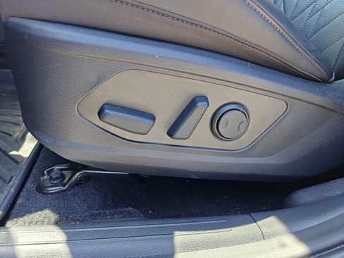 Used 2023 Kia Sportage X-Line AWD/4WD image 11