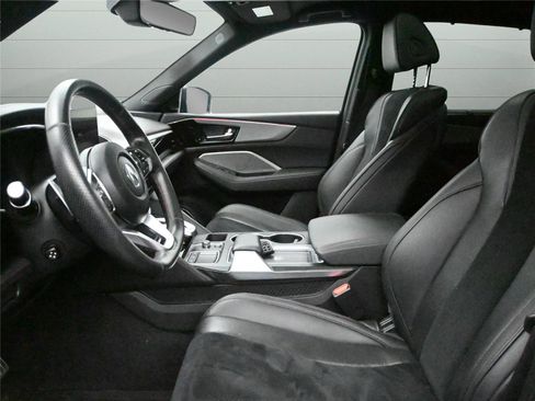 Used 2023 Acura MDX A-Spec image 9