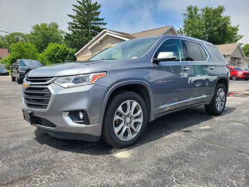 Used 2020 Chevrolet Traverse Premier w/ LPO, Floor Liner Package FWD image 2