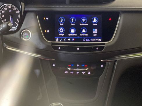 Used 2020 Cadillac XT5 Luxury AWD/4WD image 3