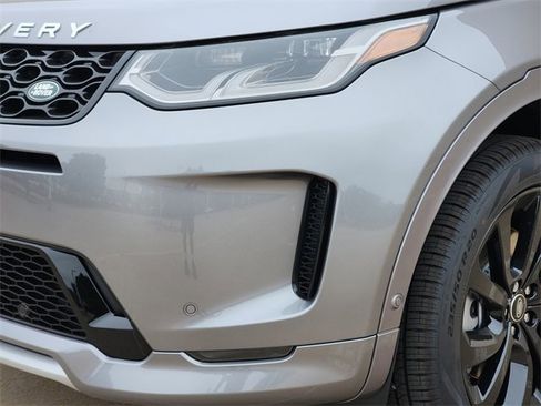 New 2025 Land Rover Discovery Sport S image 5