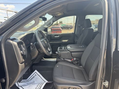 Used 2023 Chevrolet Silverado 1500 Custom RWD image 16