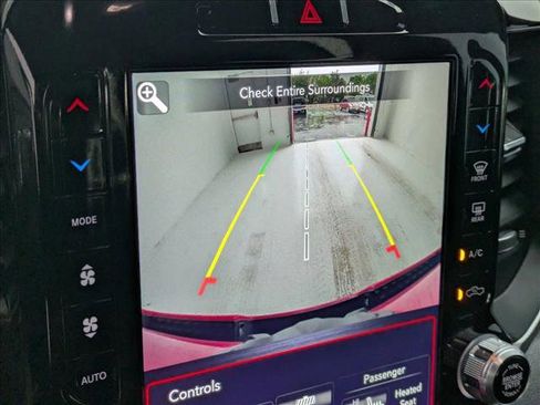 Used 2020 RAM 1500 Laramie AWD/4WD image 14