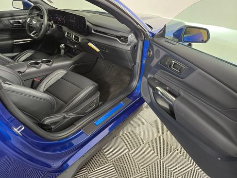 Used 2024 Ford Mustang GT Premium RWD image 13