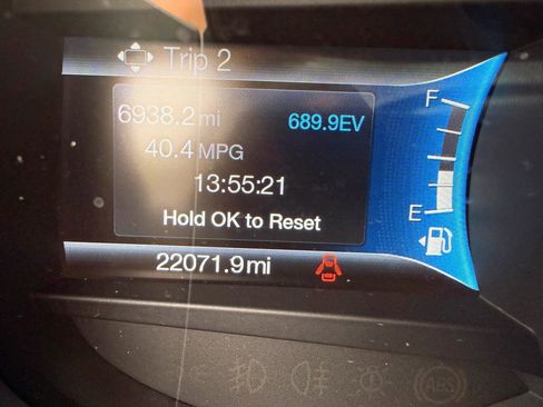 Used 2020 Ford Fusion SE FWD image 17