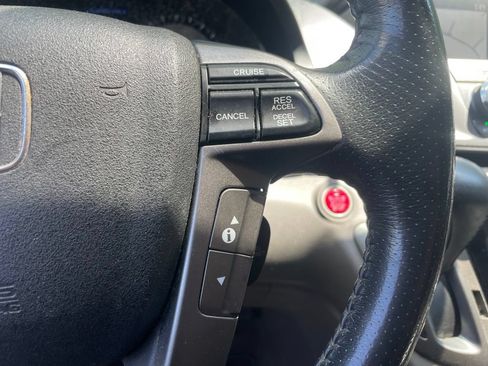 Used 2014 Honda Odyssey Touring image 9