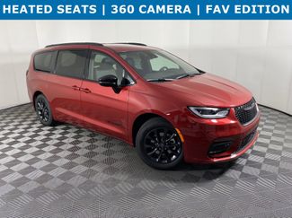 New 2025 Chrysler Pacifica Select image 1