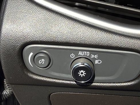 Used 2023 Chevrolet Malibu LT w/ Driver Confidence Package FWD image 19