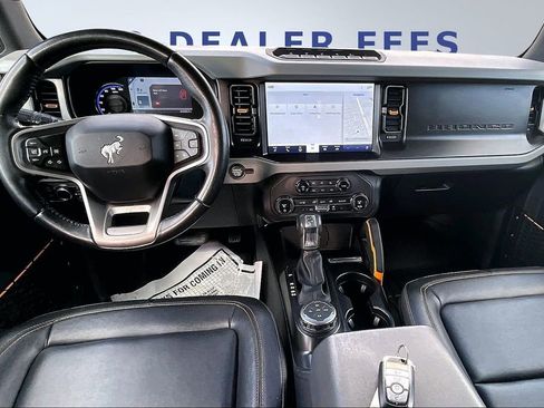 Used 2021 Ford Bronco Badlands image 7